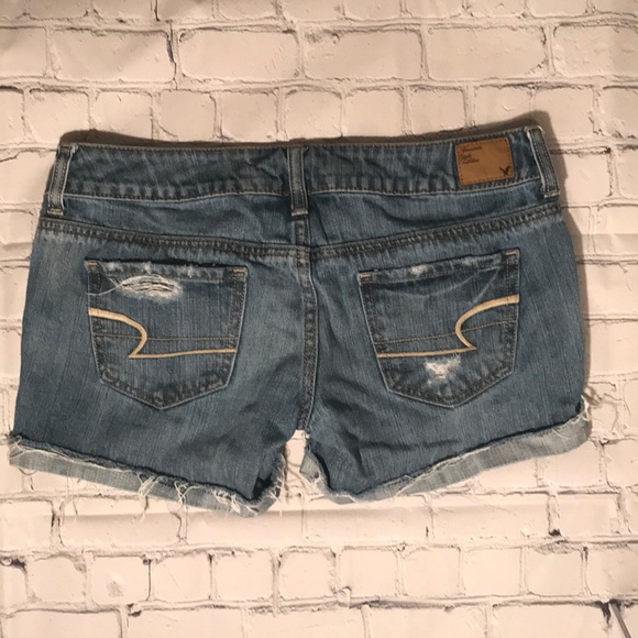 Women’s shorts - Picture 2 of 3